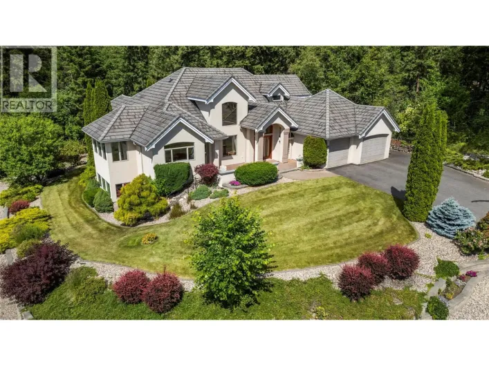1821 50 Avenue NE, Salmon Arm