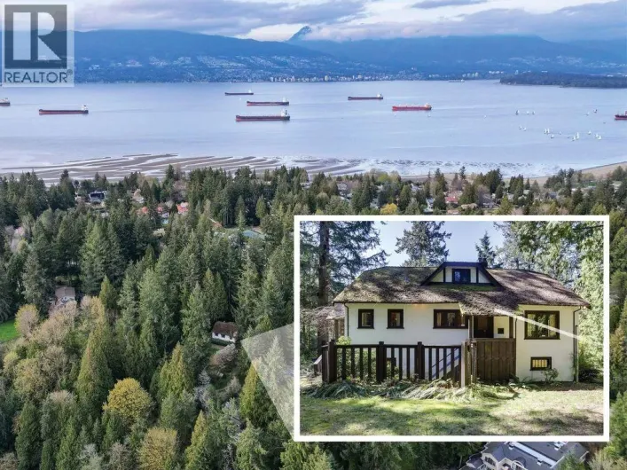 1825 DRUMMOND DRIVE, Vancouver