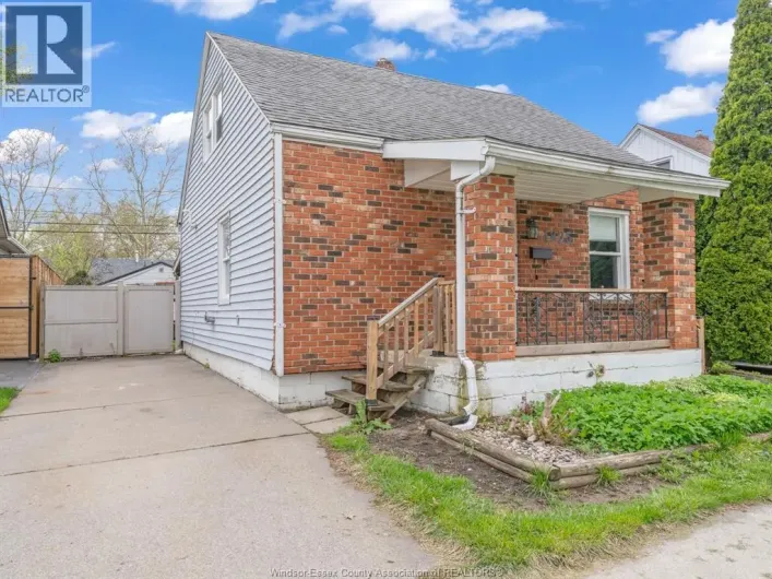 1825 TOURANGEAU ROAD, Windsor