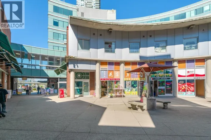 1828 4500 KINGSWAY, Burnaby