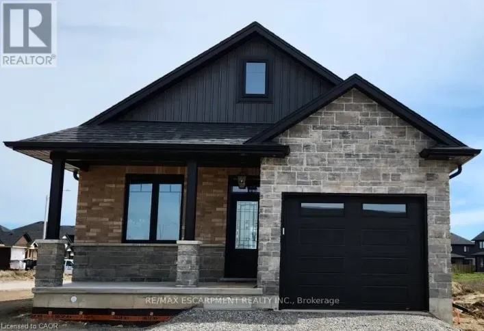 House for sale: 183 CRADDOCK BOULEVARD, Haldimand