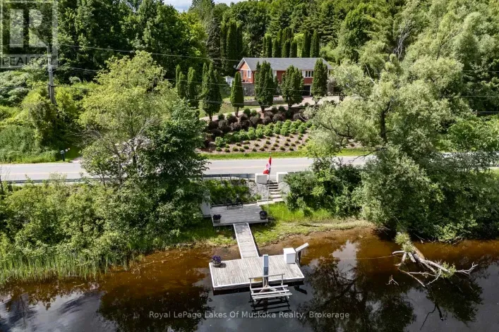 183 SANTAS VILLAGE ROAD, Bracebridge)