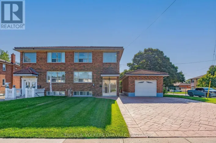183 VODDEN STREET E, Brampton