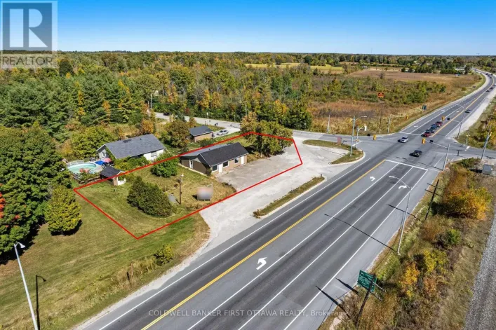 18318 HWY 7 HIGHWAY, Tay Valley