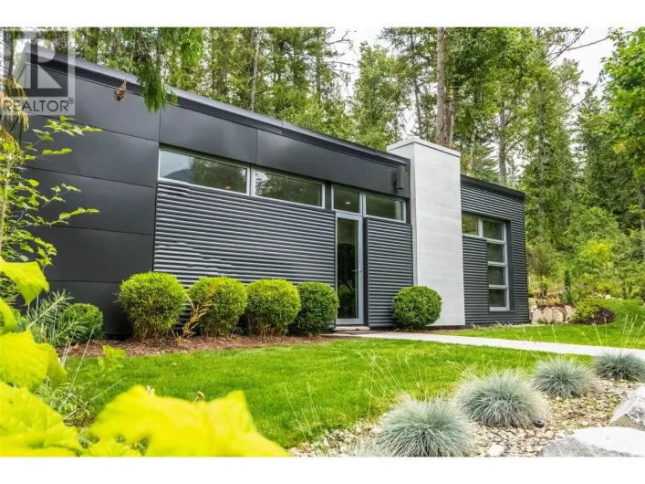 183-191 Kootenay Lake Road, Procter