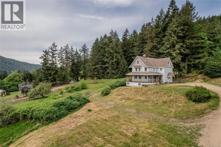 1832 Fulford-Ganges Rd, Salt Spring