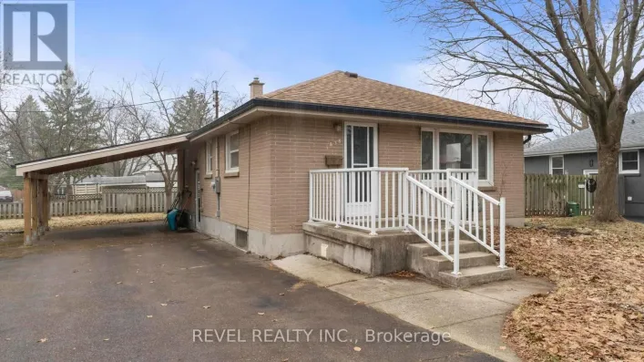 1838 ROYAL CRESCENT, London East
