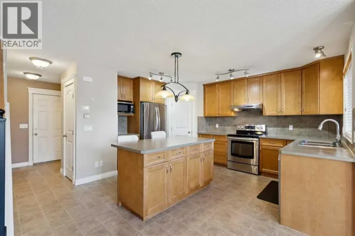 184 Cimarron Park Circle, Okotoks