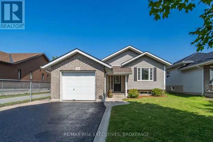 184 MACDOUGALL DRIVE, Loyalist