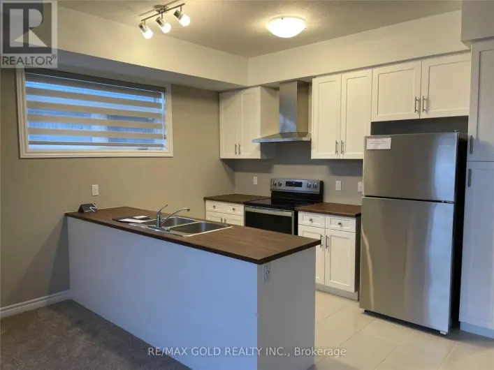 184 WHEAT LANE, Kitchener