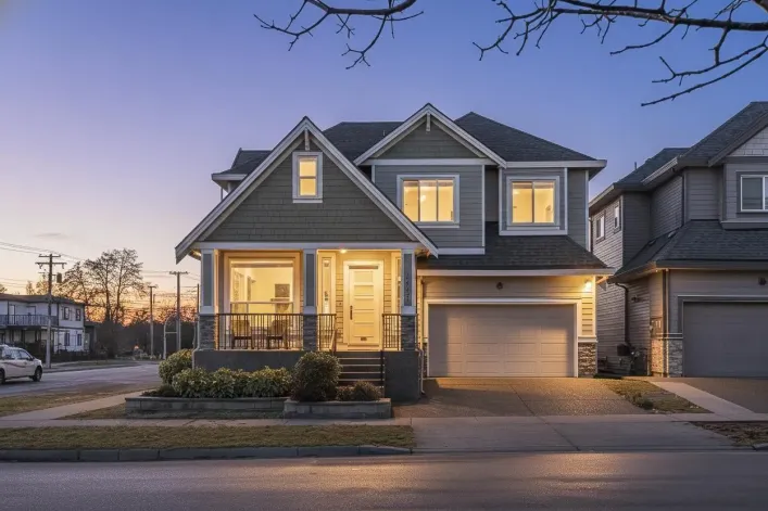 18407 59A AVENUE, Surrey