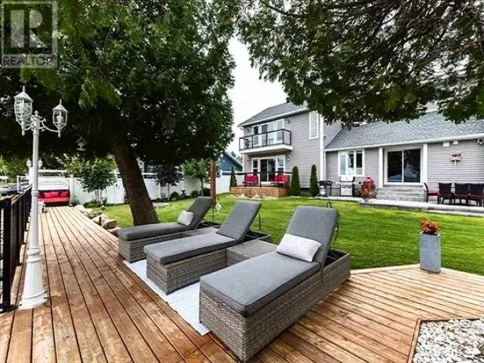 1841 Mission RD, Goulais River