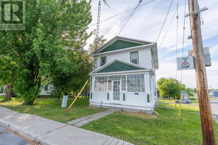 18491 HUGHIE MUNRO STREET, North Glengarry