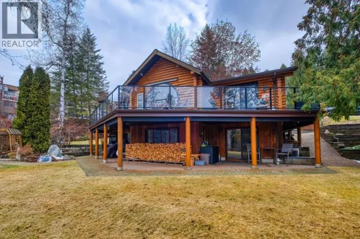 1851 Green Road, Fruitvale