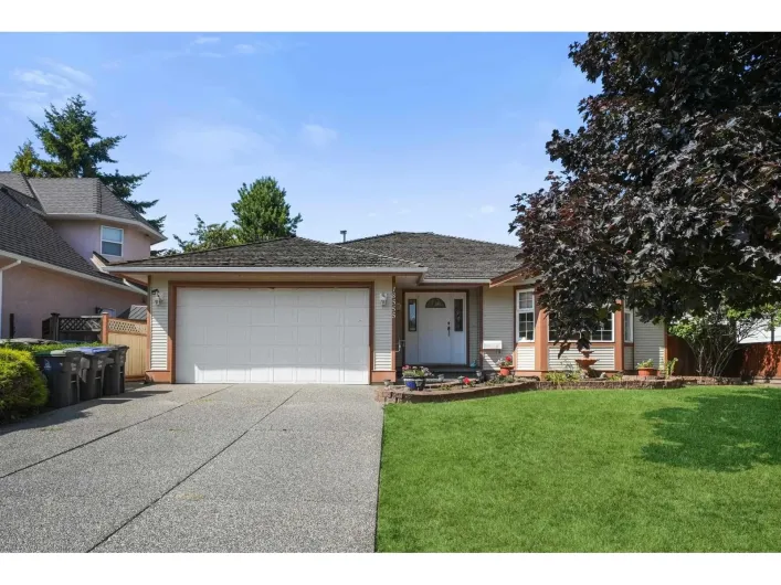18555 57 AVENUE, Surrey