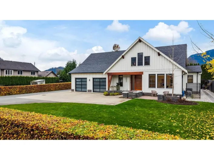 1857 AGASSIZ AVENUE|Agassiz, Agassiz