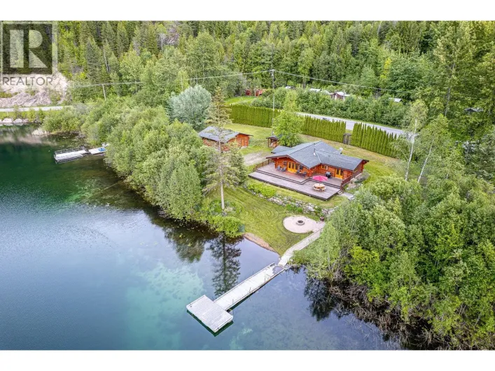 1860 Agate Bay Road, Barriere