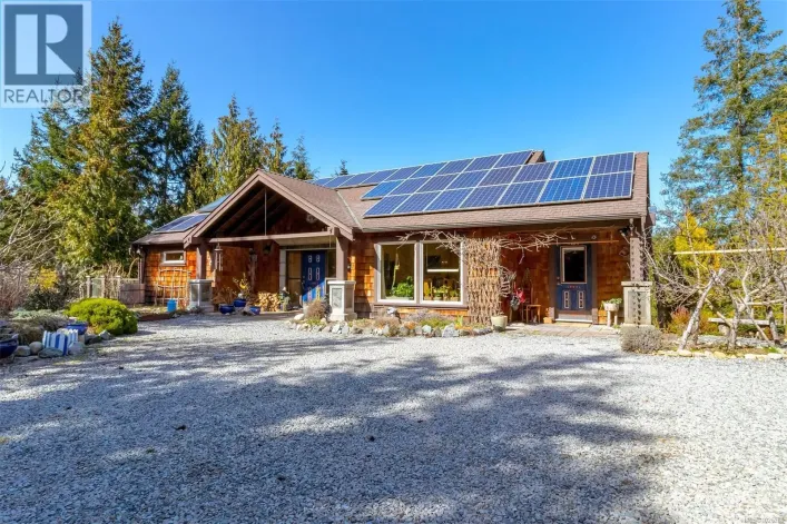 1860 Ashling Rd, Qualicum Beach
