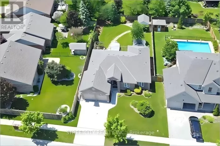 1861 LOUISE BOULEVARD, London North