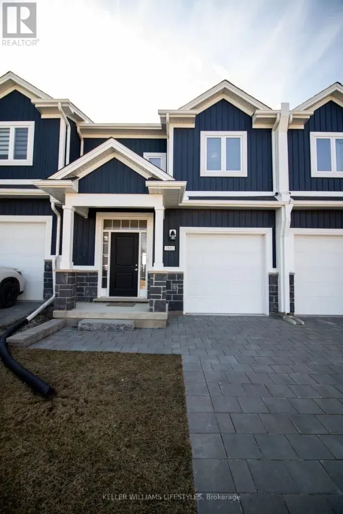 1866 FINLEY CRESCENT, London North