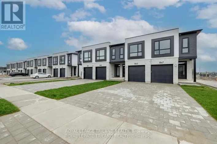 1867 DALMAGARRY ROAD, London North