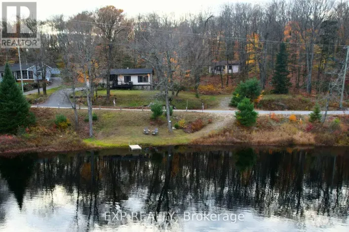 1867 FRASERBURG ROAD, Bracebridge