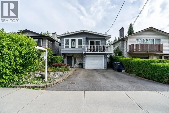1868 COQUITLAM AVENUE, Port Coquitlam