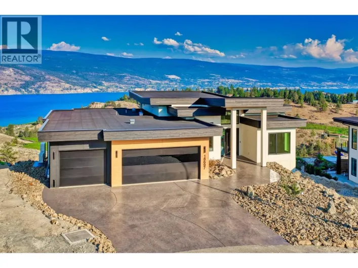 18697 Mckenzie Court, Summerland