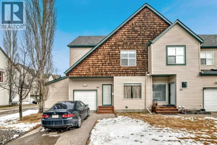 187 Bridlewood View SW, Calgary