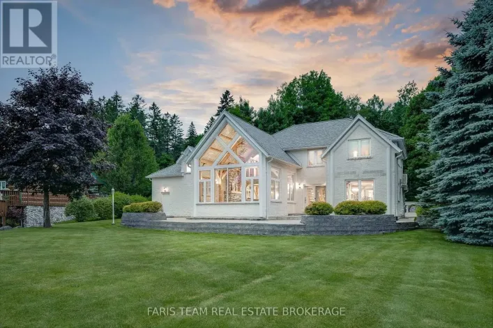 187 CHAMPLAIN ROAD, Penetanguishene