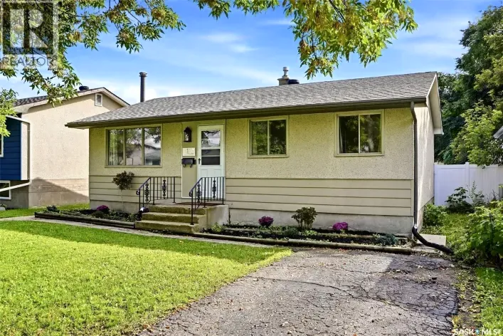 House for sale: 187 Read AVENUE, Regina