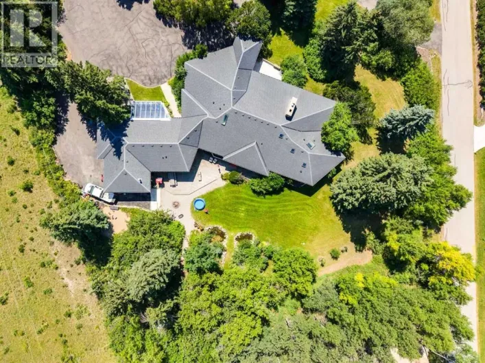 187 Slopeview Drive SW, Calgary