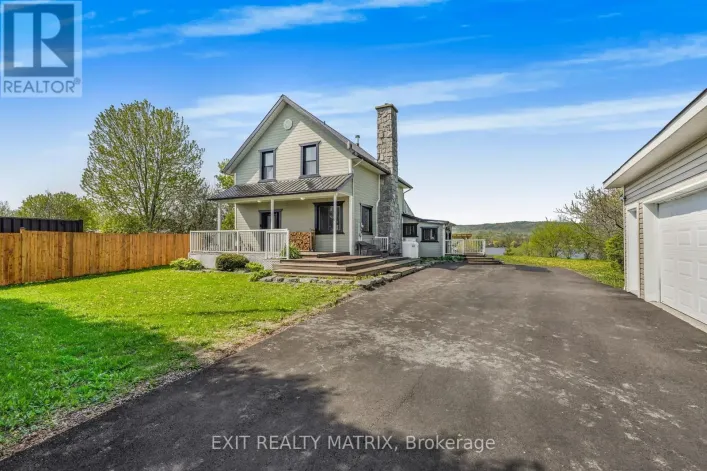 1871 LAJOIE STREET, Alfred and Plantagenet