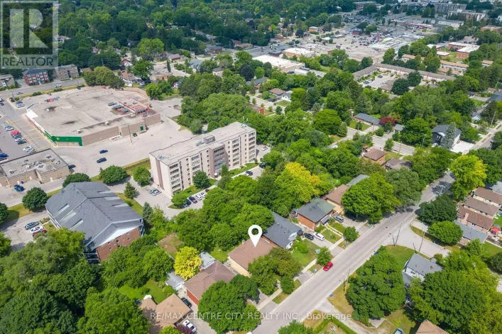 187-189 TAYLOR STREET, London East