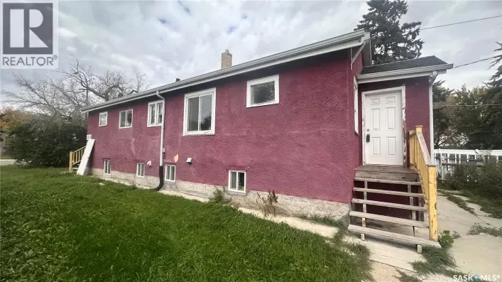 House for sale: 1879 Broder STREET, Regina