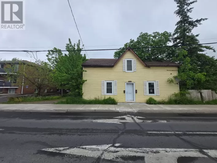 188 DUNDAS STREET W, Quinte West