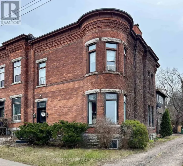 188 ESTHER STREET, Pembroke
