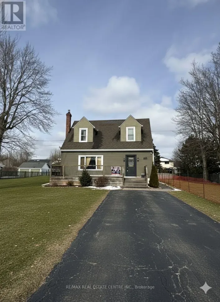 188 THOROLD ROAD, Welland