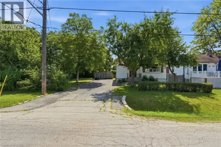 188 TROY Street, Mississauga