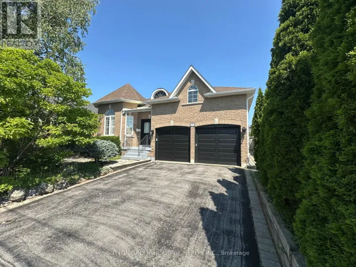 1886 PINE GROVE AVENUE, Pickering