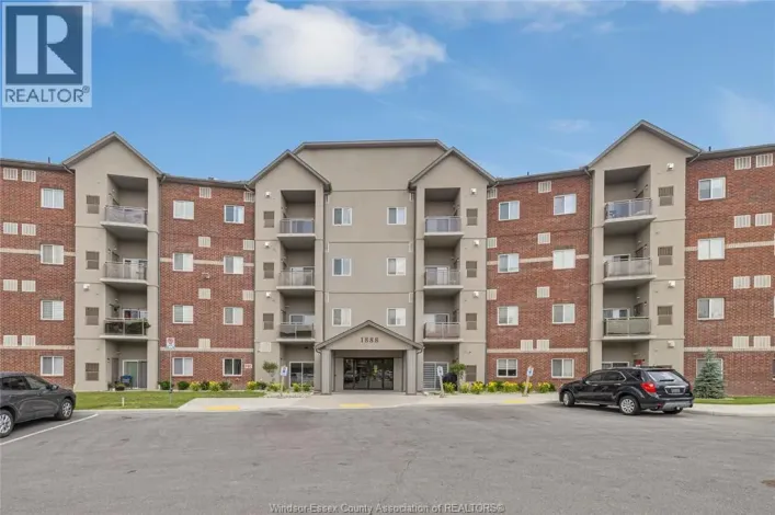 1888 WESTVIEW Unit# 101, LaSalle