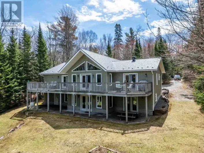 1889 SOUTH HORN LAKE ROAD, Magnetawan