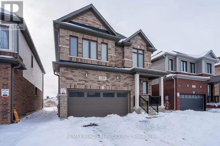 189 LESLIE DAVIS STREET, North Dumfries