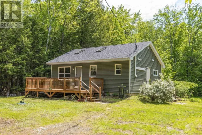 189 Madashak Road, Mahone Bay