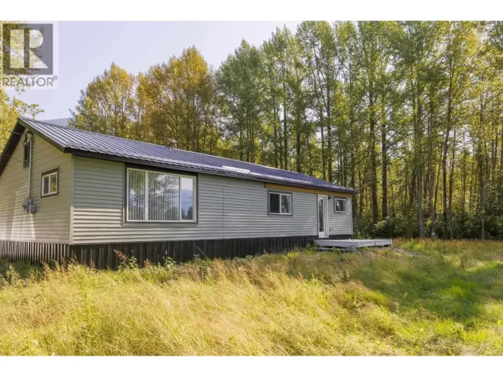 1890 MOUNTAIN VIEW ROAD, McBride