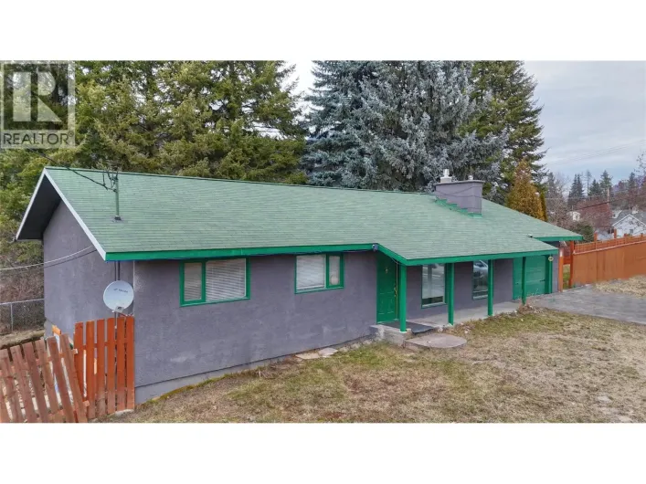 1895 Columbia Gardens Road, Fruitvale