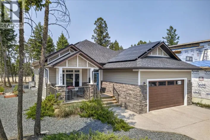 1897 PINERIDGE MOUNTAIN LINK, Invermere
