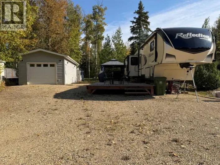 18B,  10042 township road 422, Rural Ponoka County