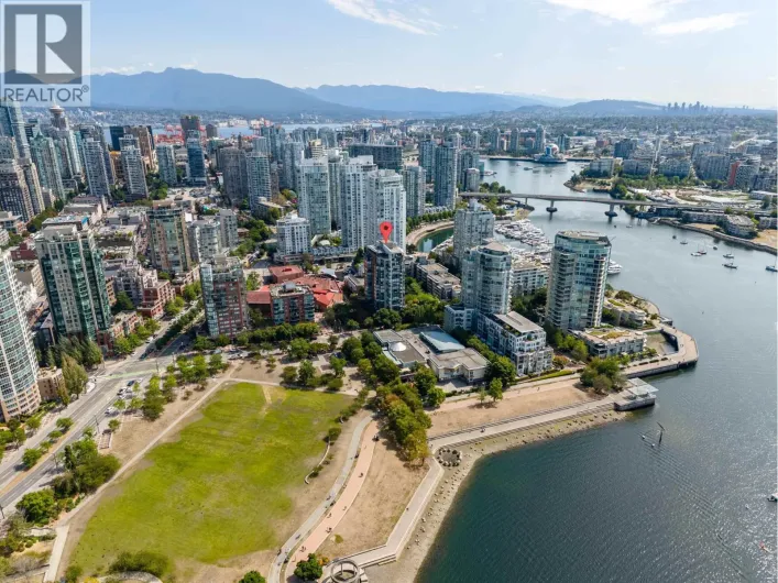 18C 139 DRAKE STREET, Vancouver