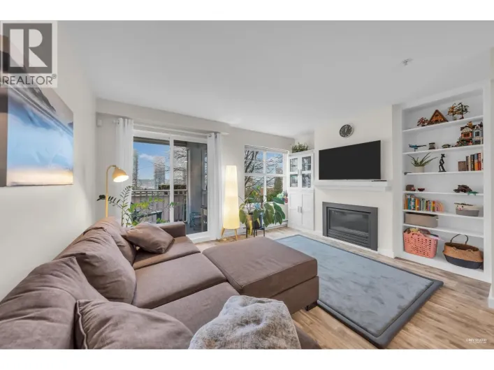 19 123 SEVENTH STREET, New Westminster